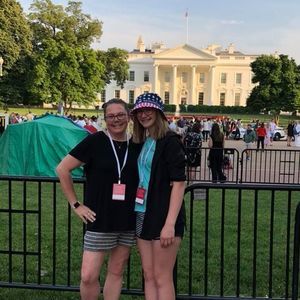 Meet your Posher, Lori